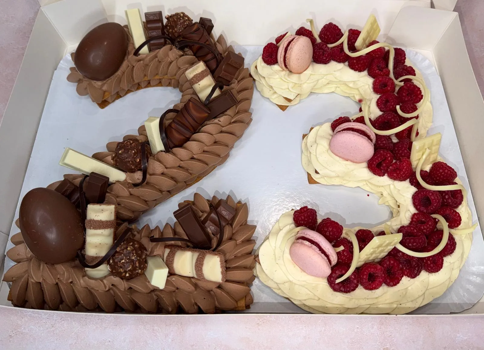 Number cake 23, chocolat et fruits rouges